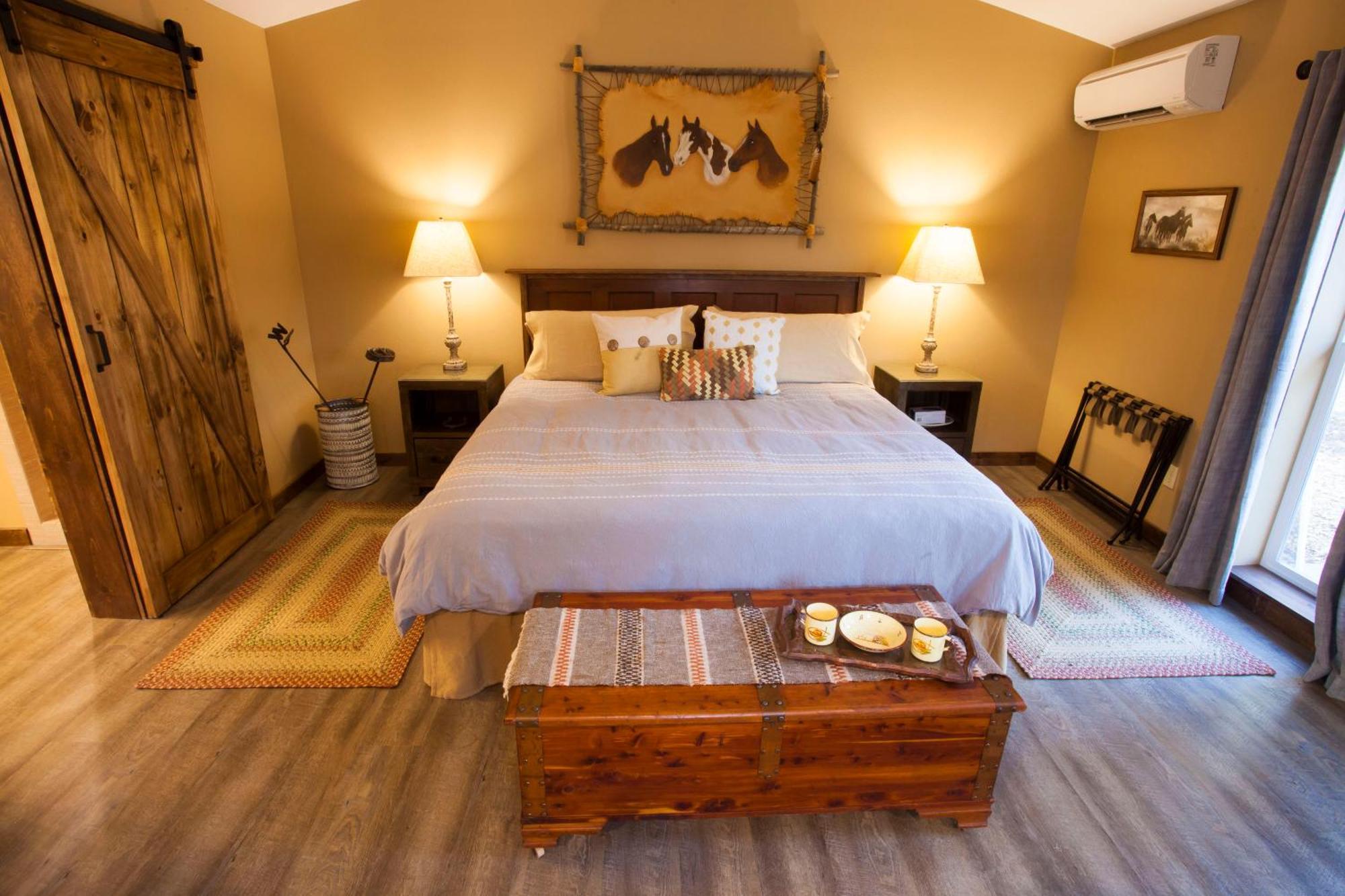 Red Tail Ranch Bed & Breakfast Groveland Oda fotoğraf