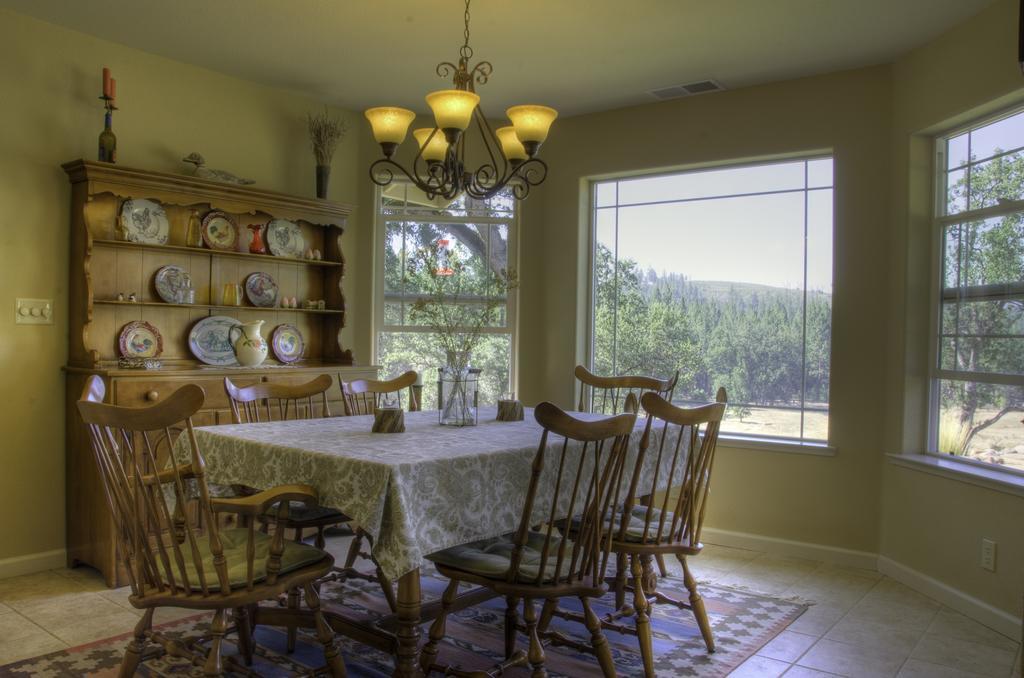 Red Tail Ranch Bed & Breakfast Groveland Dış mekan fotoğraf